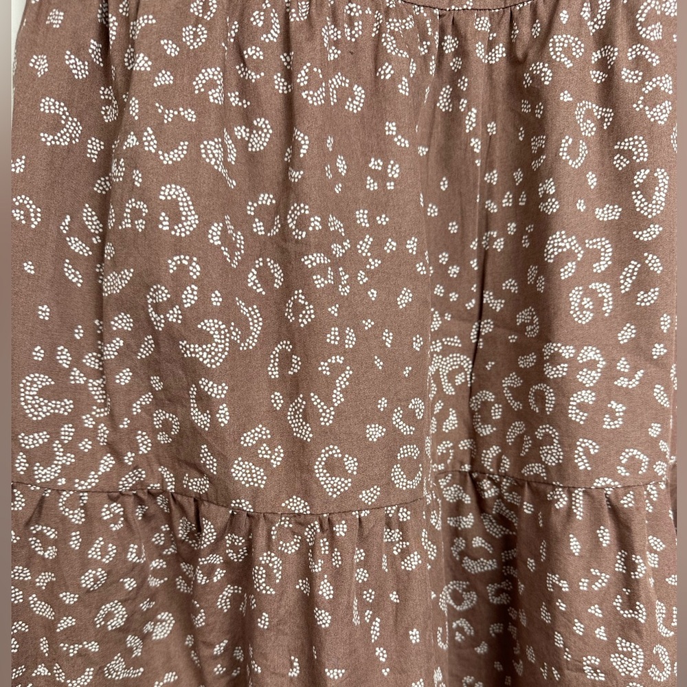 A New Day Tiered Dress Women XS Short Sleeve Pockets Brown Leopard Print Peasant - Picture 7 of 8